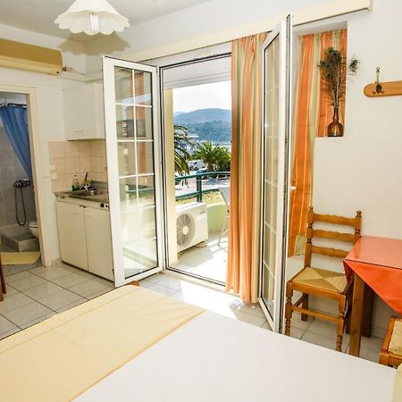Myros Studios Аргостолион Экстерьер фото